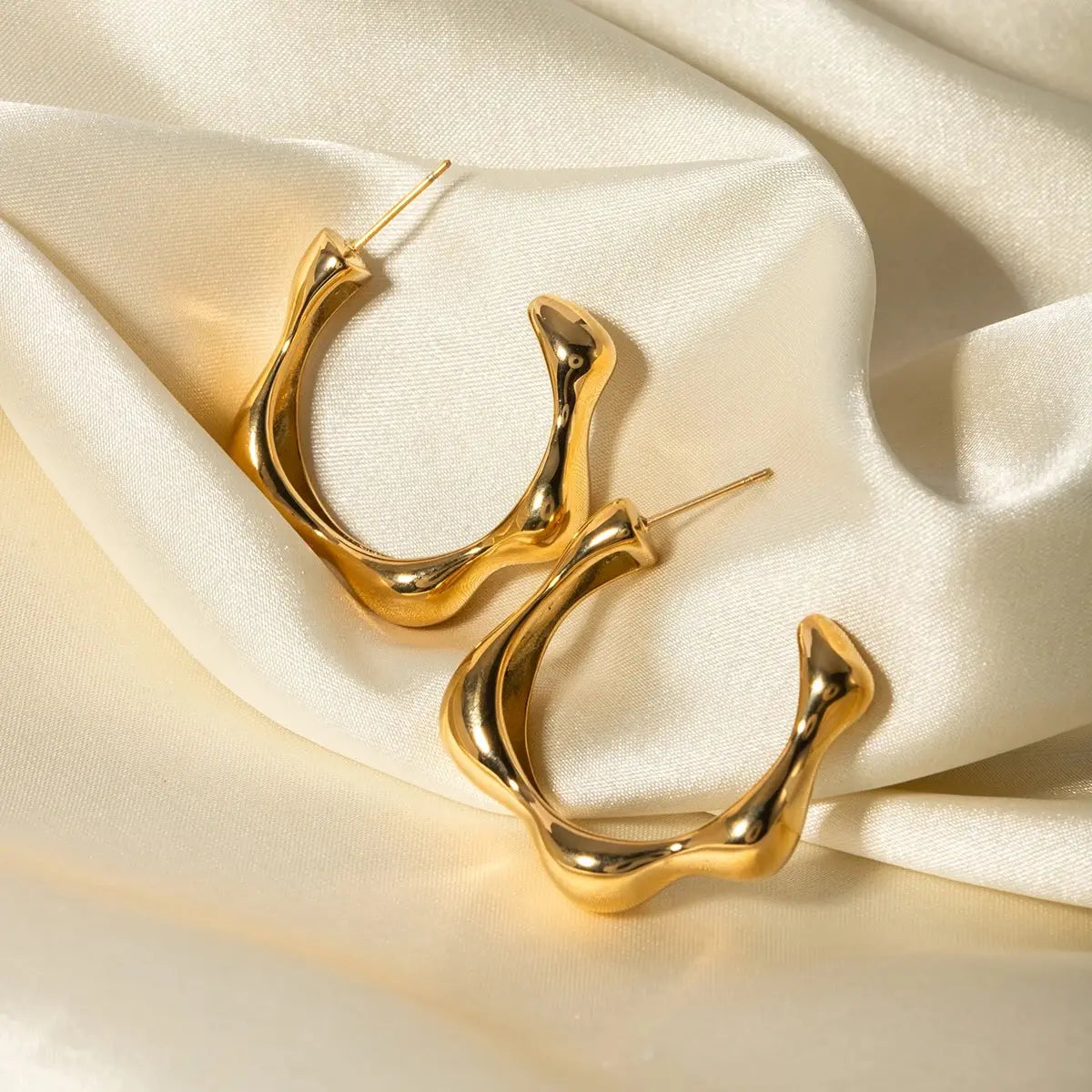 18K Gold Plated | Daisy Flower Earrings